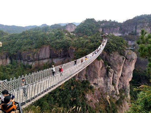 神仙居山顶塔吊拆了没（神仙居吊桥叫什么桥）-图3